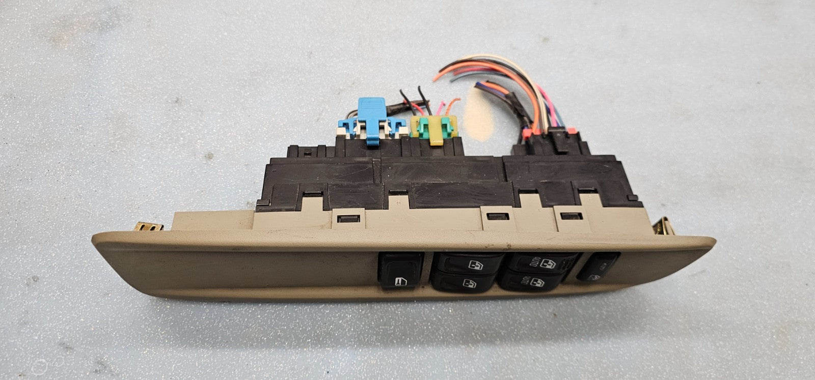 🔥02-05 GMC ENVOY Window Switch Front LEFT Master Driver Side DARK TAN WS22