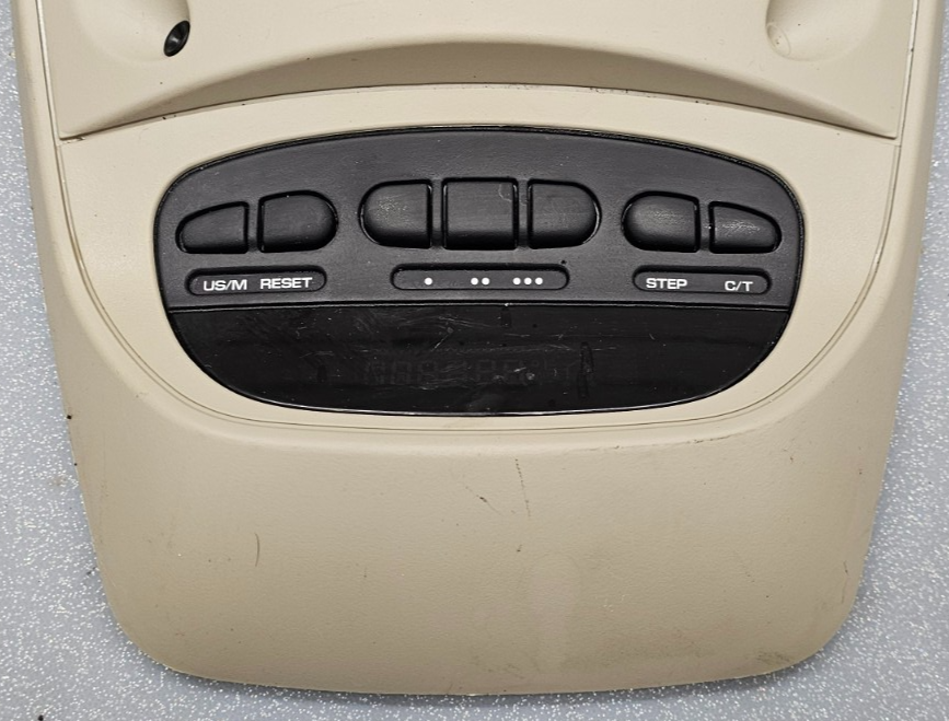 🔥06-07 Durango Dakota Overhead Console Roof Dome Light Storage Compartment Tan