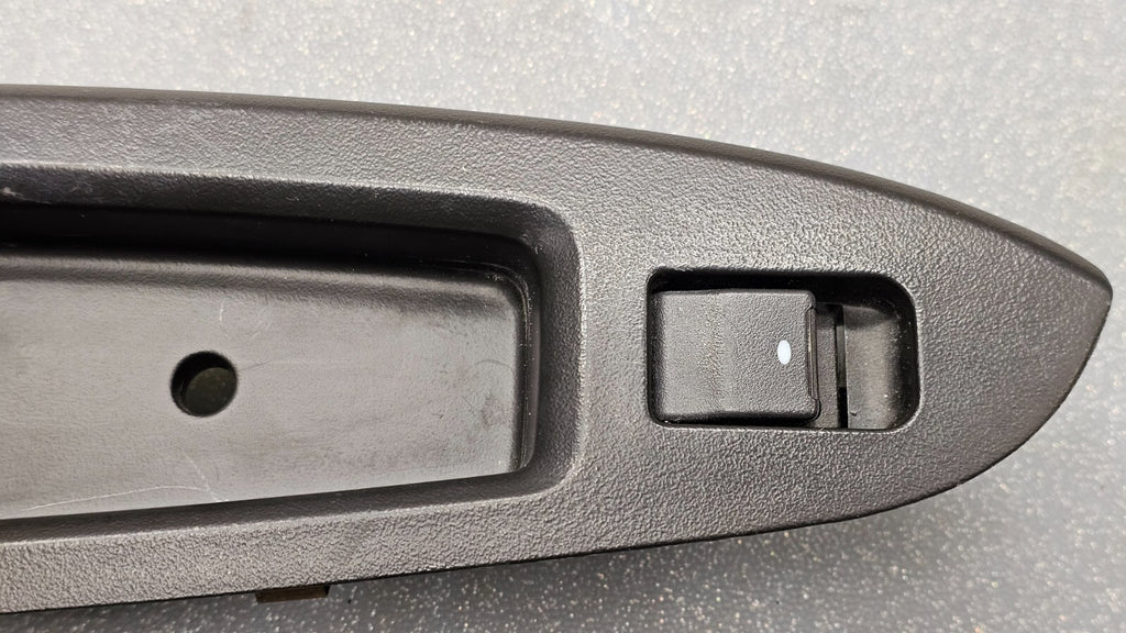 🔥06-08 Chevy Impala Right Passenger Power Window Switch Bezel Assembly Black