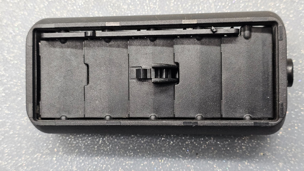 🔥05-07 FORD FOCUS CENTER DASH A/C AC HVAC AIR VENT HEATER PANEL BLACK