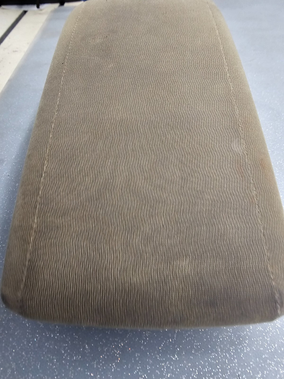 🔥10 Hyundai Elantra Armrest Center Console Lid Top Cover Cloth Assembly Tan OEM