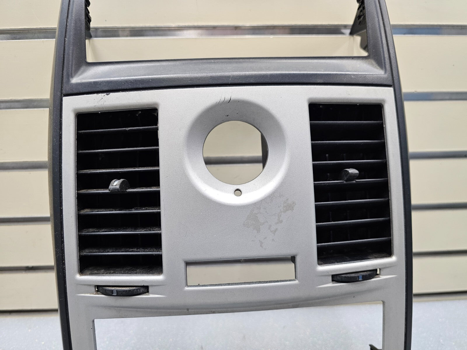 08-10 Grand Caravan Town Country Dash AM FM Radio Stereo Trim Bezel Panel SILVER