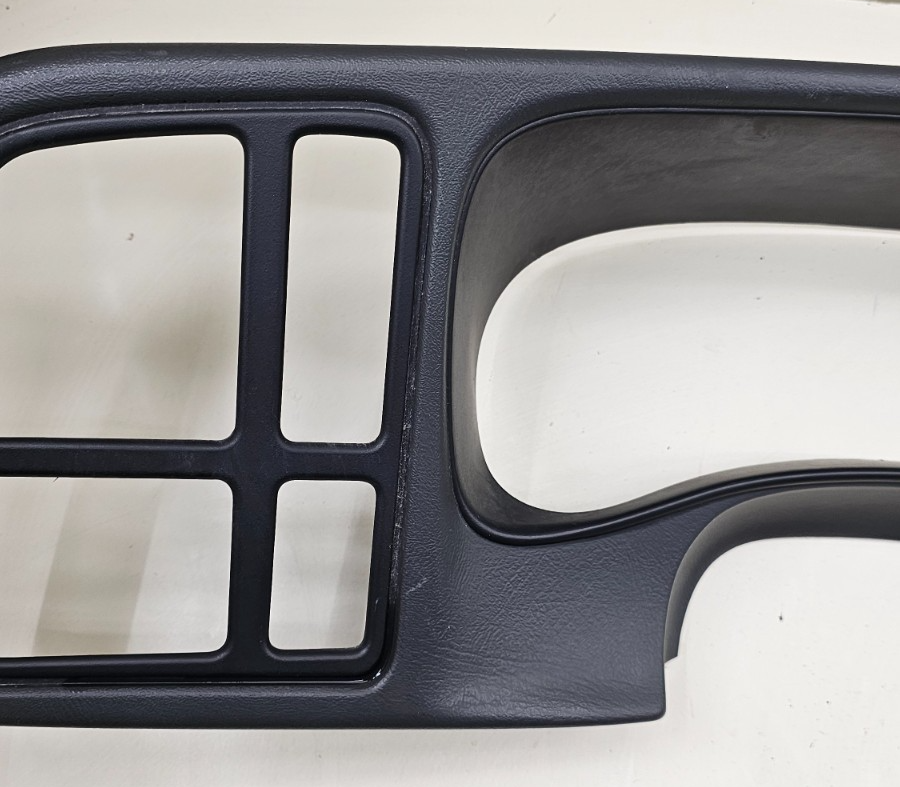 🔥03-06 CHEVY GMC Dash INSTRUMENT Cluster Speedometer Trim PANEL Bezel Black C5