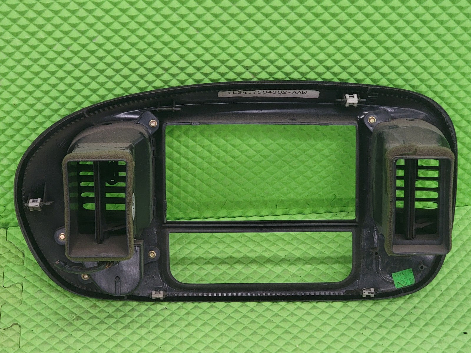 🔥97-03 Ford F150 Center Dash Radio Climate BEZEL TRIM Panel 🔴AIRBG Line Tan B1