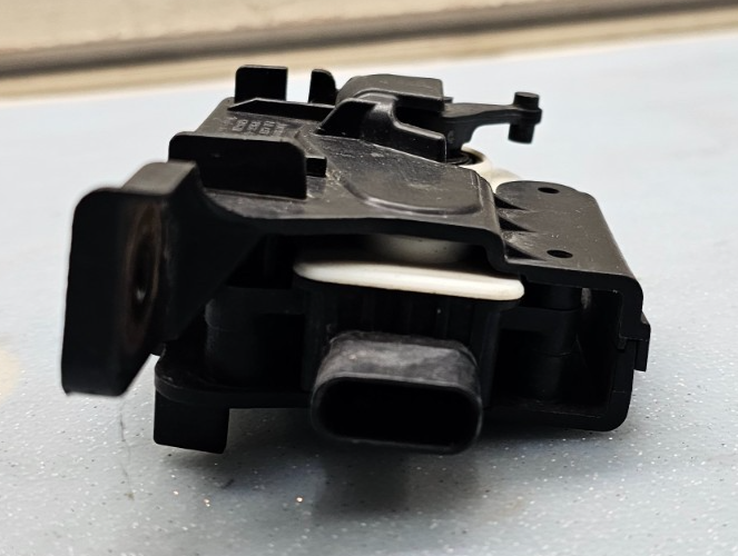 🔥13-18 Dodge Ram 1500 Active Radiator Grille Shutter Actuator Motor OEM