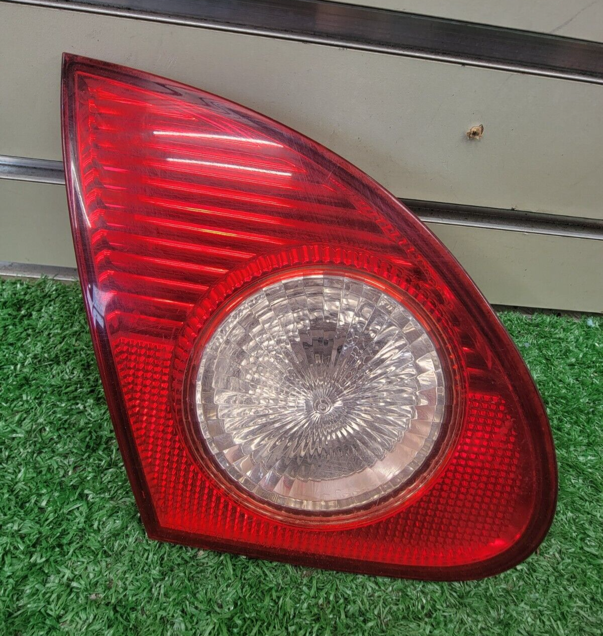 🔥03-08 Toyota Corolla Right Passenger Tail Light Lamp Assembly Chrome Mounted
