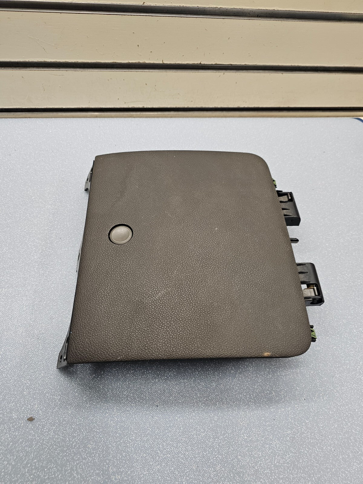 🔥2004-2008 FORD FREESTYLE TAURUS X UPPER DASH GLOVE BOX BLACK