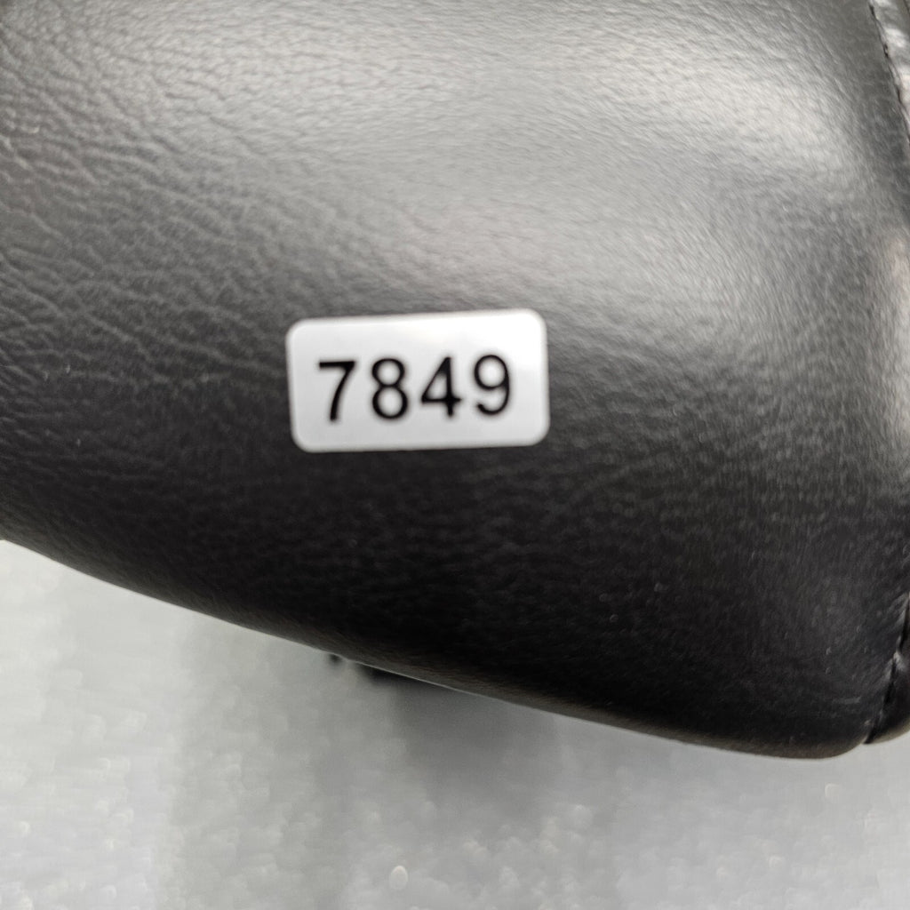 13-19 LINCOLN MKT Front Floor Console Arm Rest Lid Cover Top Pad Assembly Black