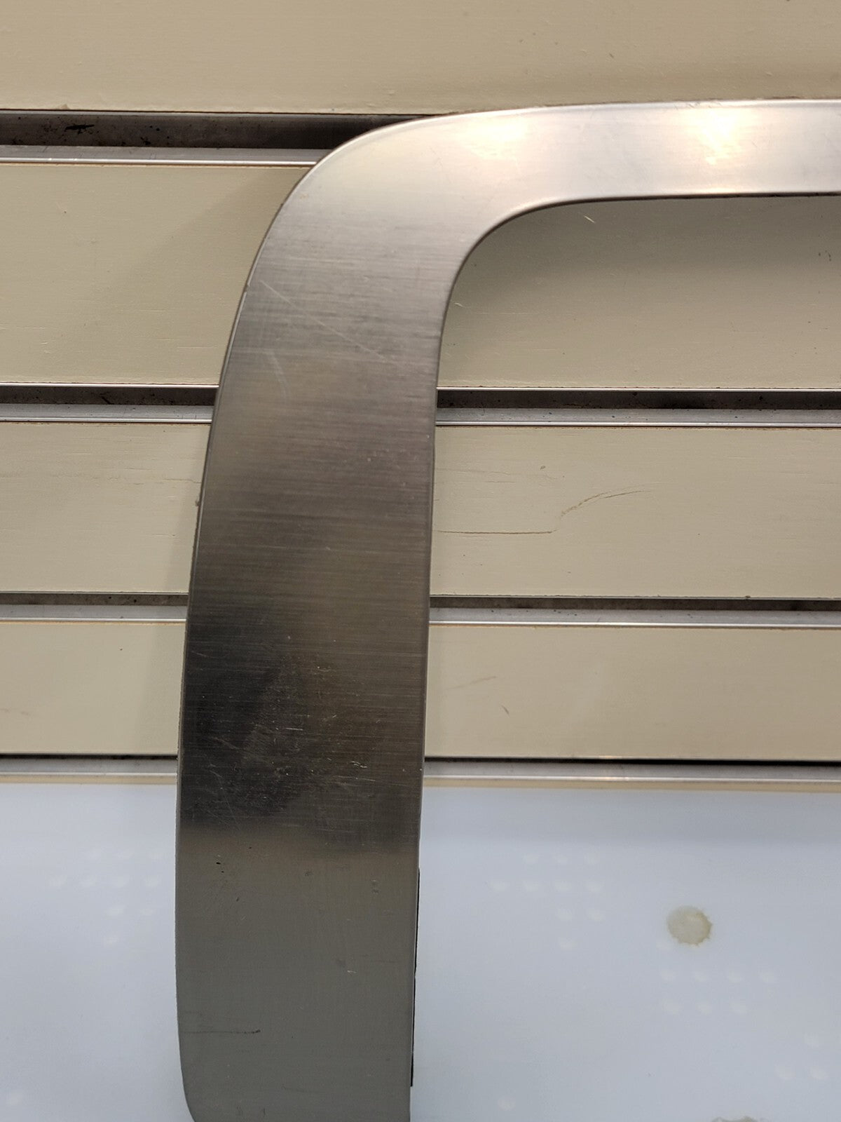 🔥07-13 SUBURBAN TAHOE YUKON CENTER DASH RADIO BEZEL TRIM SILVER