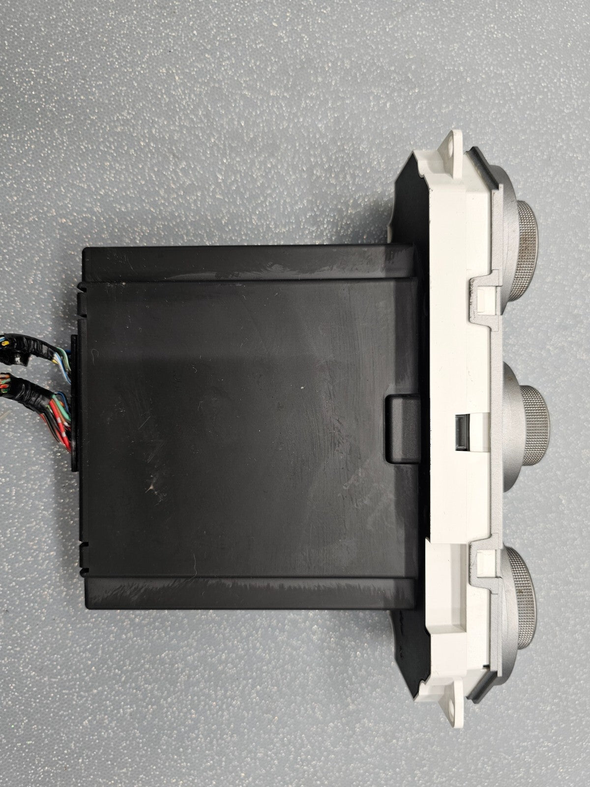 04-05 Mitsubishi Endeavor Dash AC Heater Climate Temperature Control Conditioner