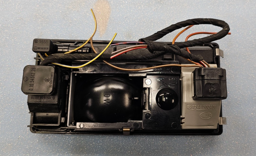🔥1985-1995 MERCEDES C124 C126 W124 W201 FRONT OVERHEAD LIGHT CONSOLE BLACK OEM
