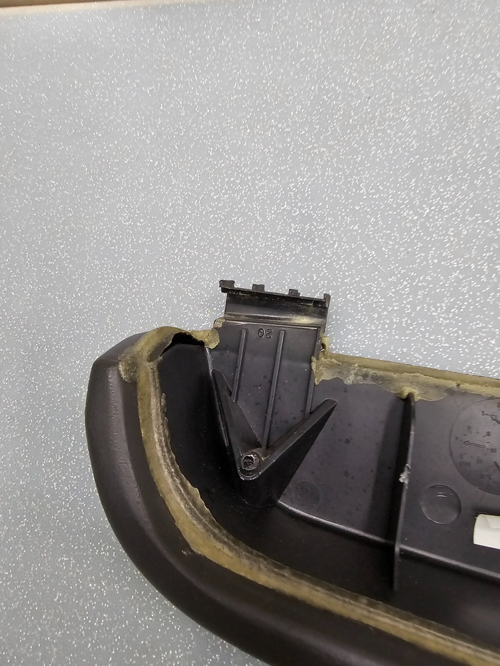 🔥99-06 Chevrolet GMC SilveradoTahoe Rear RIGHT Door Armrest Handle Dark Grey H3