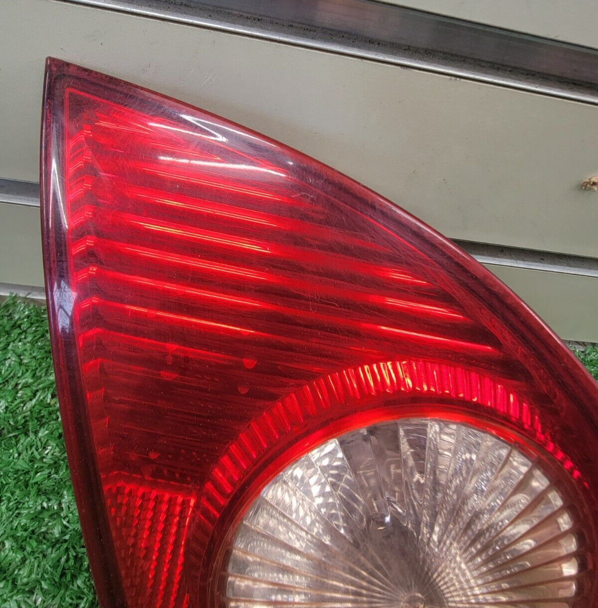 🔥03-08 Toyota Corolla Right Passenger Tail Light Lamp Assembly Chrome Mounted