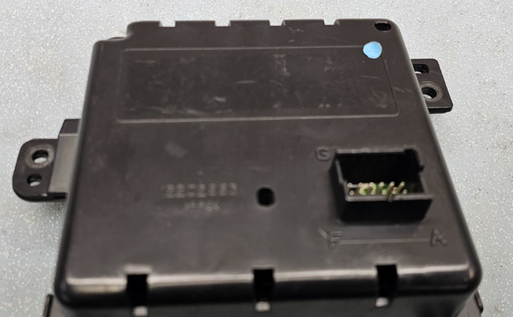 🔥04-08 PONTIAC GRAND PRIX 5 Button Info Display Screen Center Dash Bezel Switch