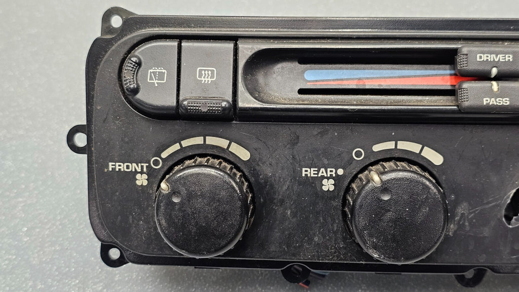 🔥04-07 Caravan Town Country Dash AC Climate Temperature Heater Control Unit OEM