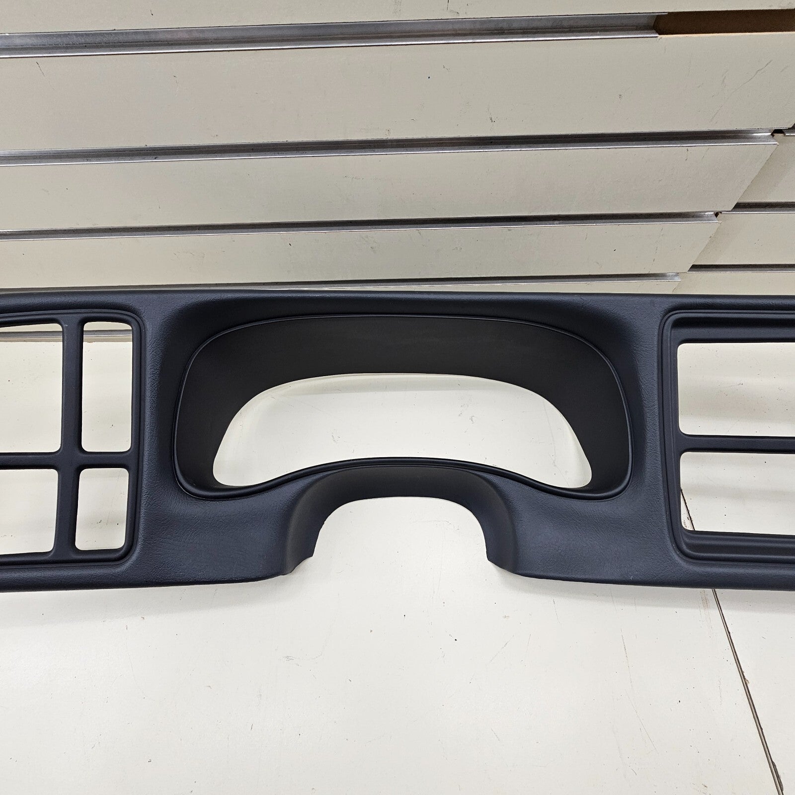 🔥99-02 CHEVY GMC INSTRUMENT Cluster Speedo Dash Panel Radio Bezel GRAPHITE C4