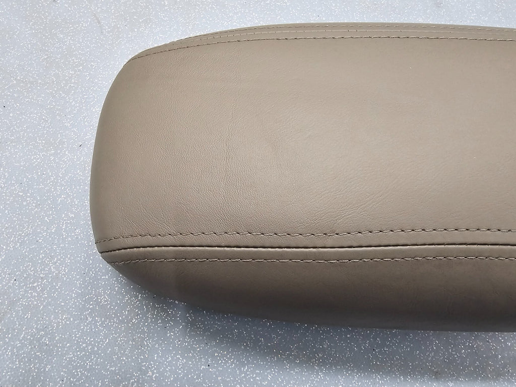 98-02 Oldsmobile Intrigue Armrest Center Console Lid Leather Cover Assembly Tan