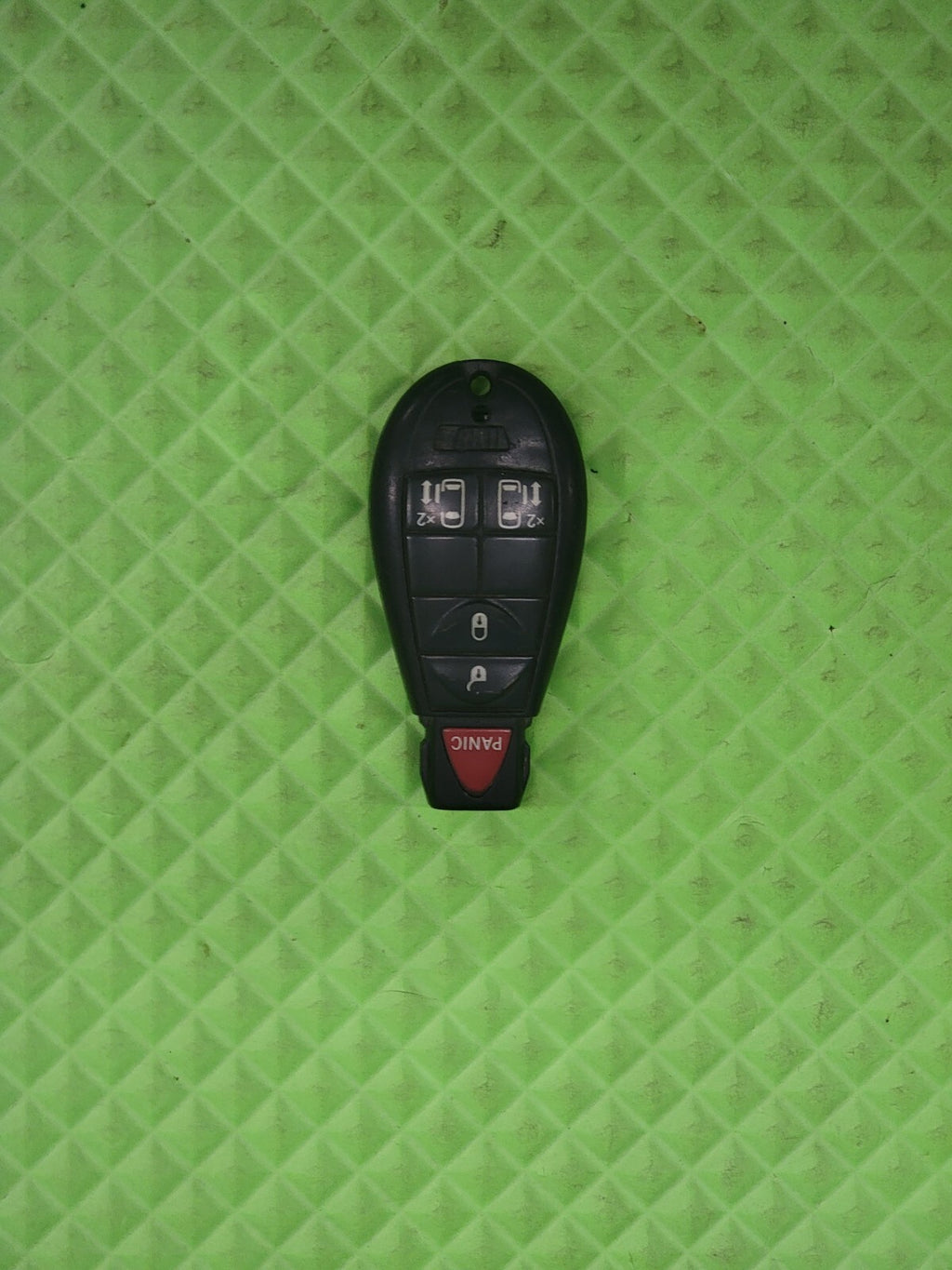 🔥2008-2020 Dodge Grand Caravan Chrysler Town&Country key fob