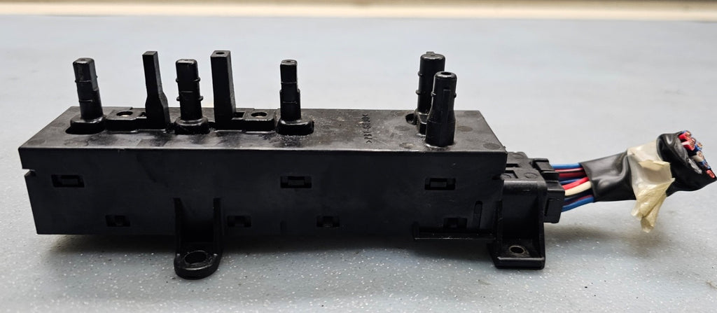 04-06 Tundra 02-03 Camry 01-04 Highlander Front Left Driver Seat Switch Assembly