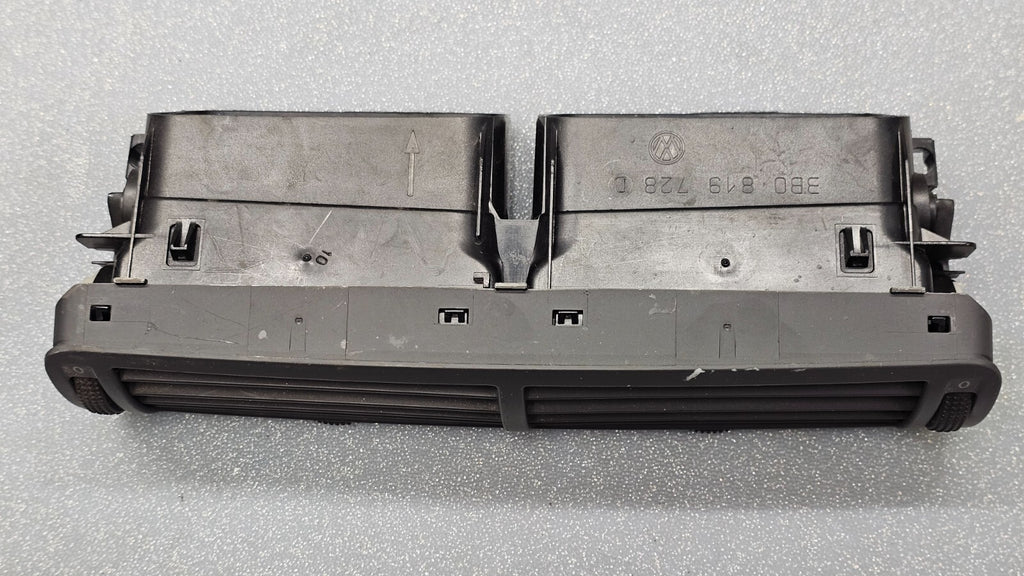 🔥01-05 VW PASSAT DASH CENTER MIDDLE Air AC Vent Heater Conditioning Black