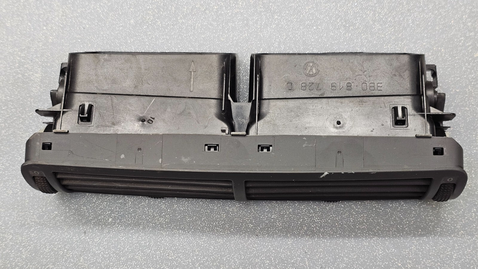 🔥01-05 VW PASSAT DASH CENTER MIDDLE Air AC Vent Heater Conditioning Black