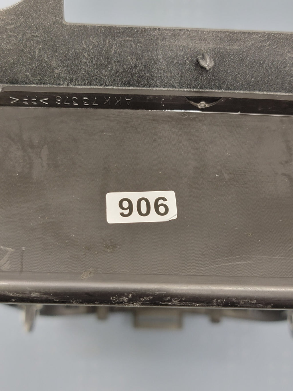 07-09 Chevrolet Equinox Center Dash Radio Climate Bezel Surround Trim silver