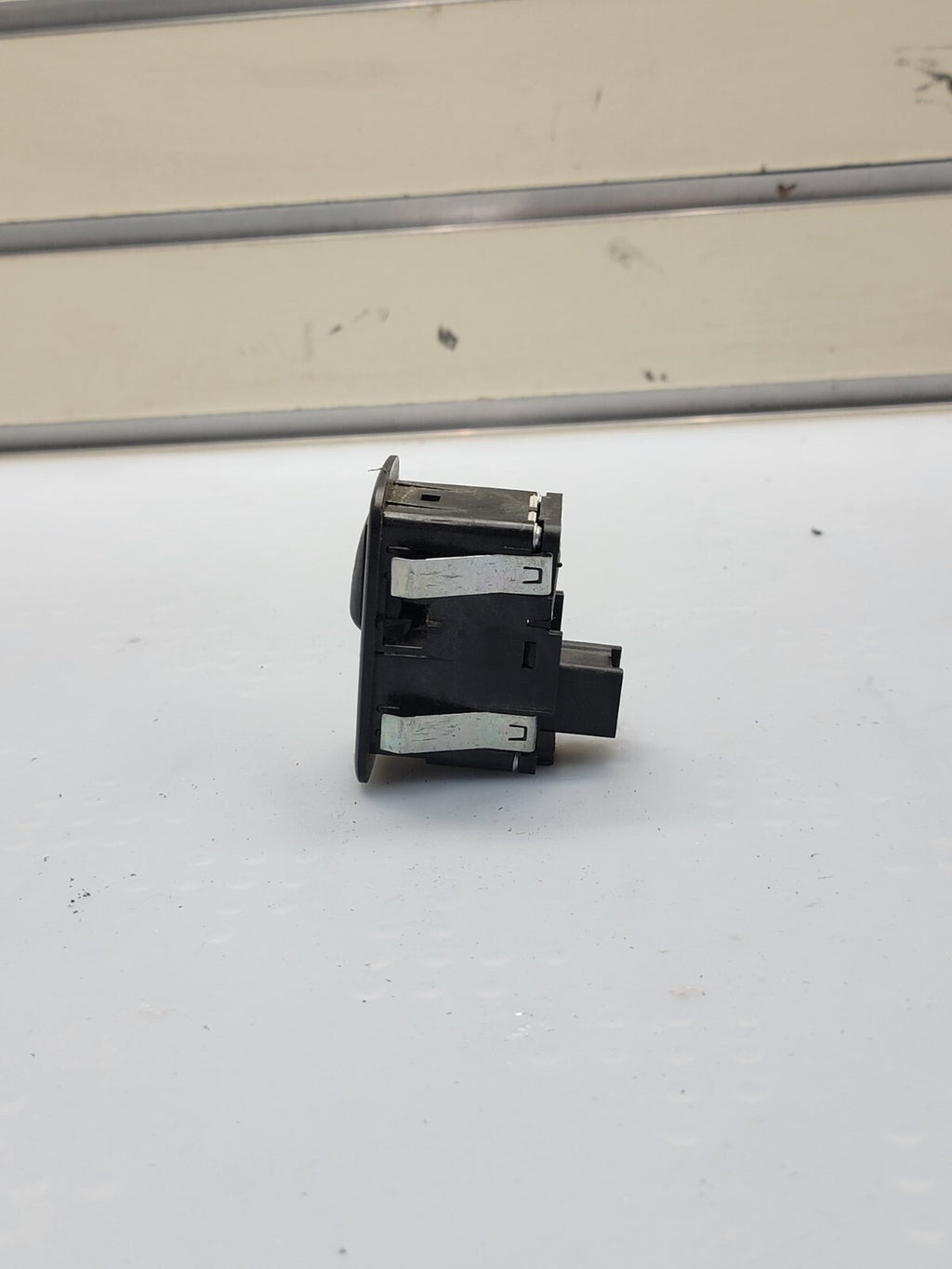🔥2011-2021 DODGE DURANGO REAR DOOR POWER WINDOW SWITCH