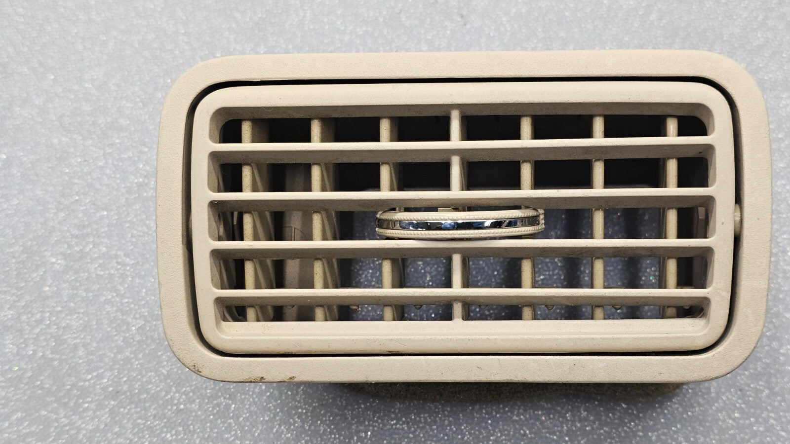 🔥05-09 BUICK LACROSSE DASH LEFT DRIVER AC AIR VENT HEATER CONDITIONING TAN