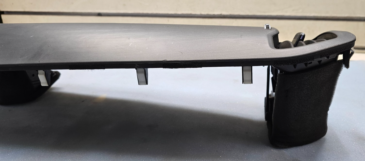 🔥11-16 KIA SPORTAGE LEFT DASHBOARD TRIM WITH AIR VENTS BLACK OEM