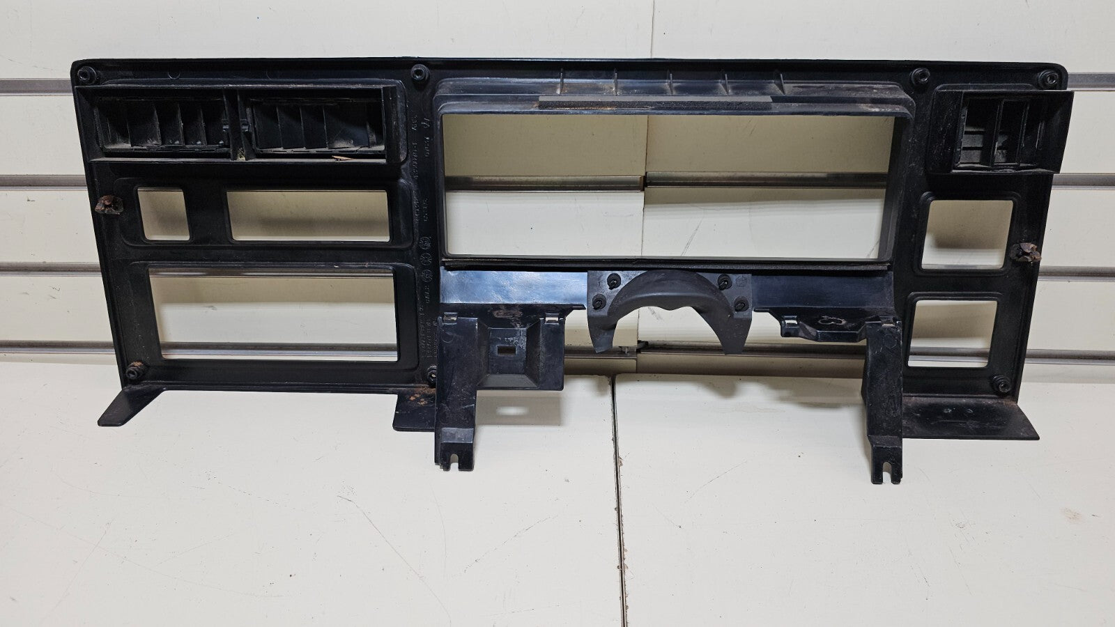 87-96 Dodge Dakota OEM INSTRUMENT CLUSTER DASH SPEEDOMETER TRIM BEZEL WOOD C29