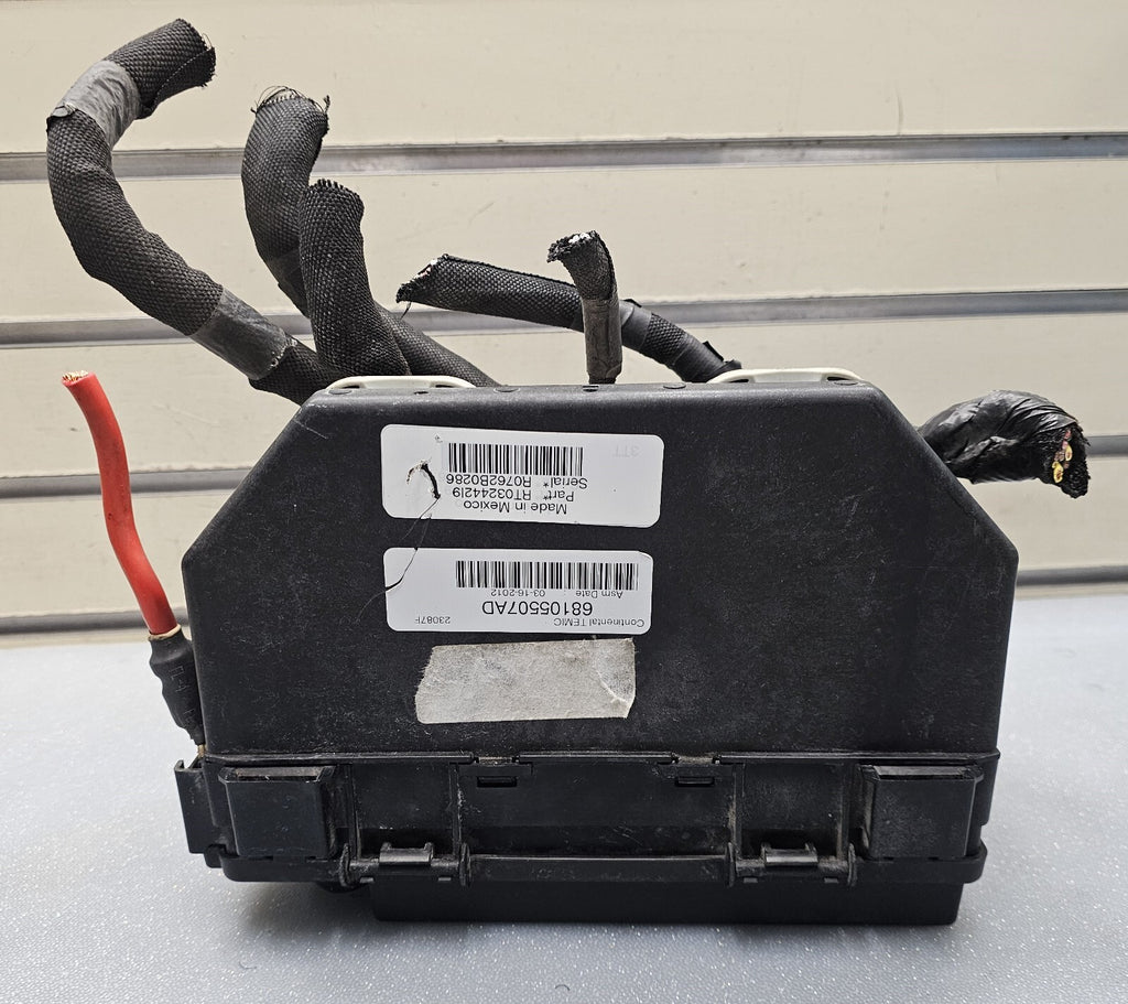 🔥2012 GRAND CARAVAN TOWN & COUNTRY VW ROUTAN FUSE BOX TIPM POWER MODULE RELAY