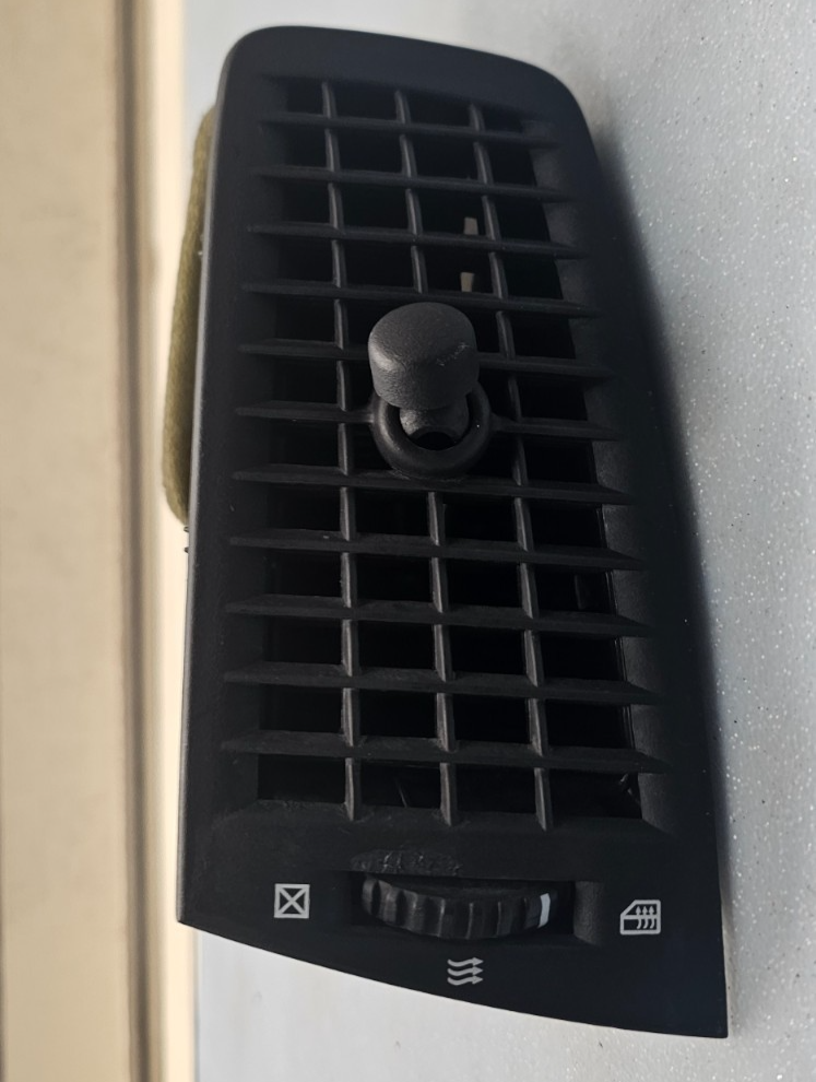 🔥03-07 Cadillac CTS SRX Dash Right Passenger AC A/C HVAC Air Vent Heater Black