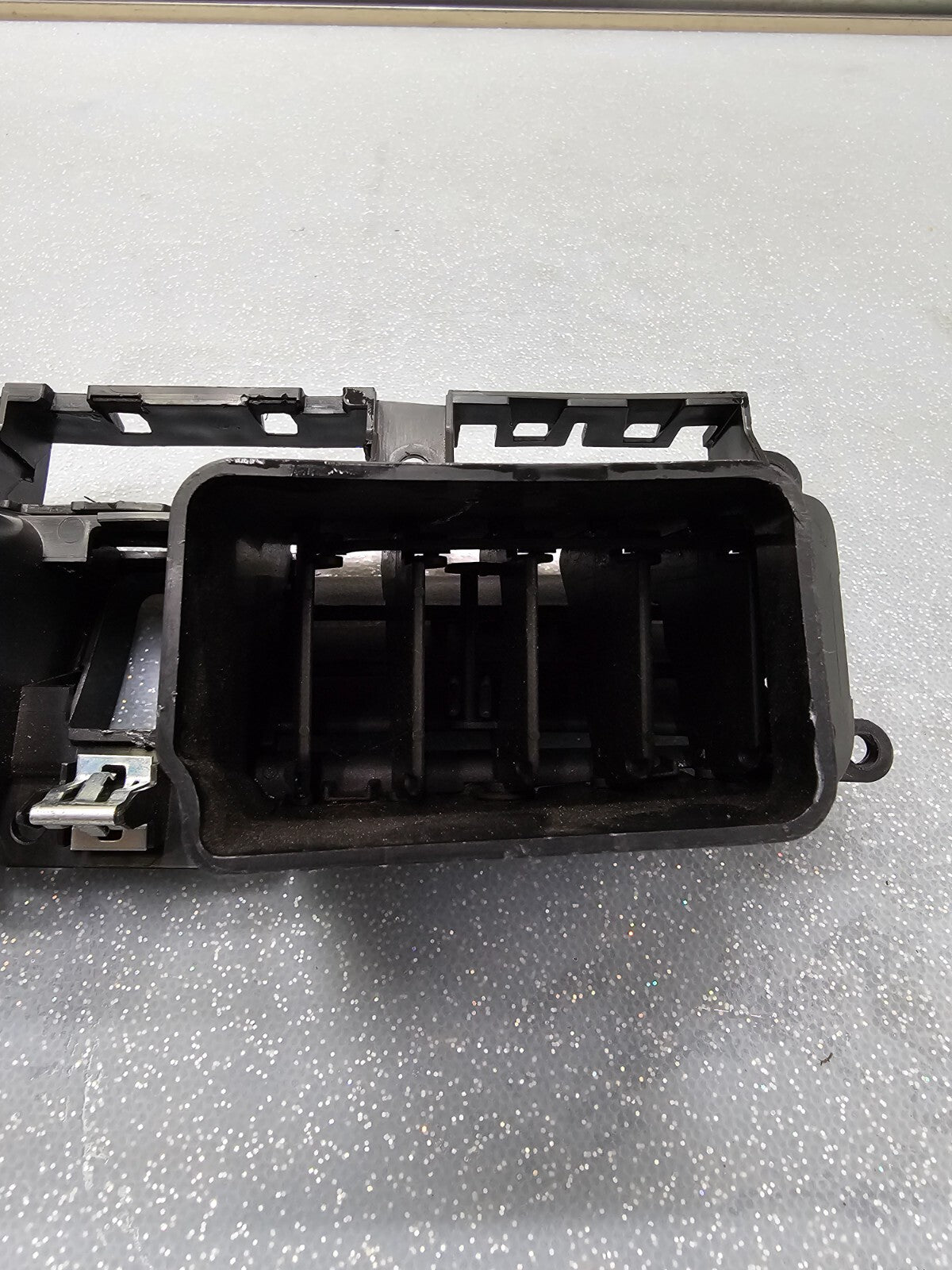 🔥05-06 Chevrolet Equinox Pontiac Torrent Front Dash Hazard AC Air Vent Grill