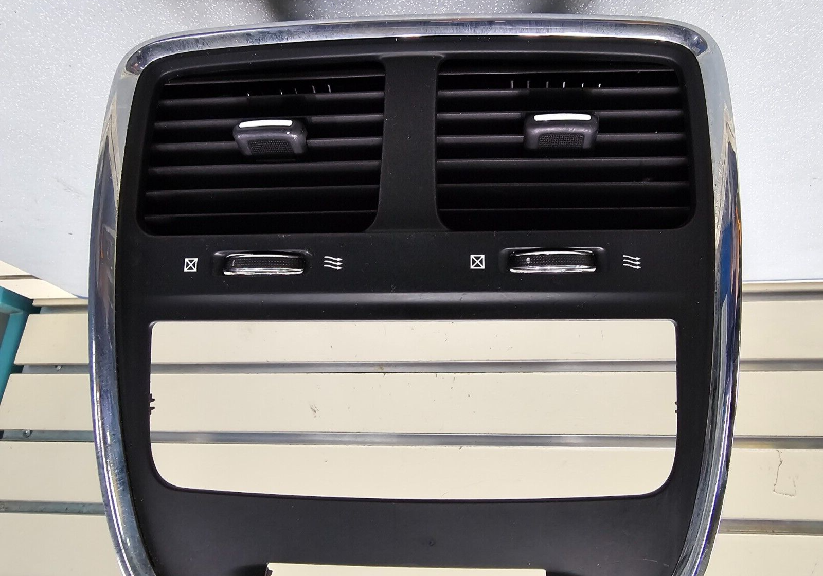 🔥12-20 Grand Caravan Town Country Dash Radio Stereo Climate Control Bezel Panel