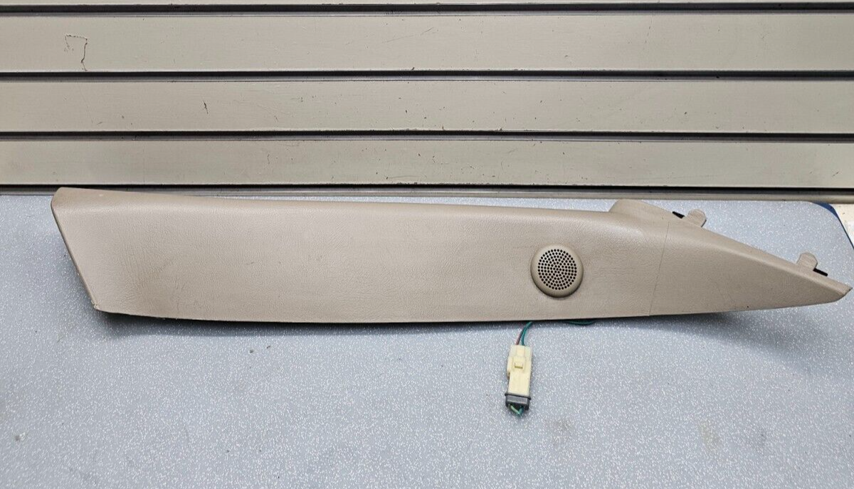 99-06 SILVERADO SIERRA Roof Molding A PILLAR Trim RIGHT Pass Speak LIGHT TAN p3