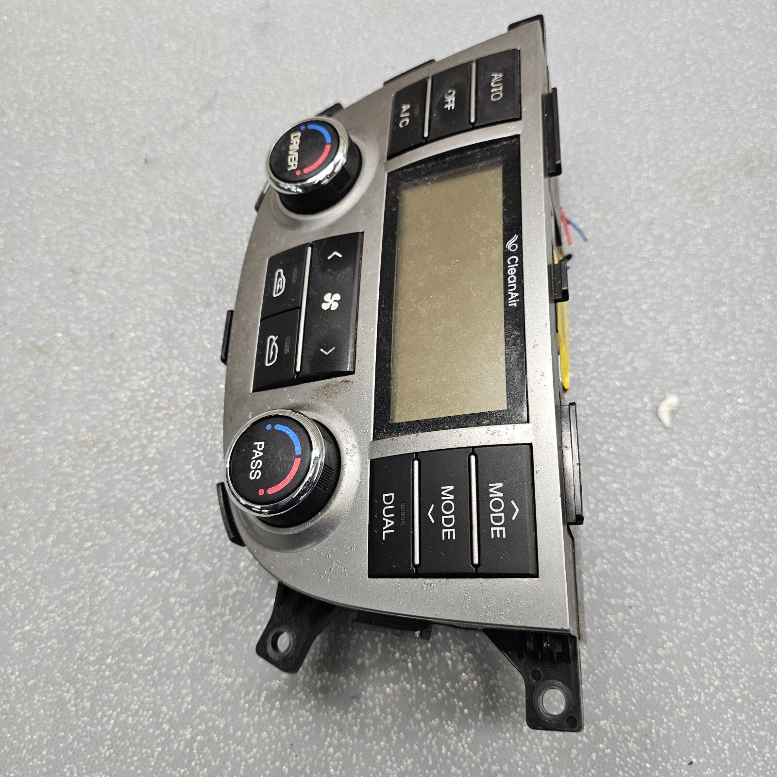 🔥10-12 Hyundai Santa Fe Dash AC Heater Climate Temperature Control Conditioner