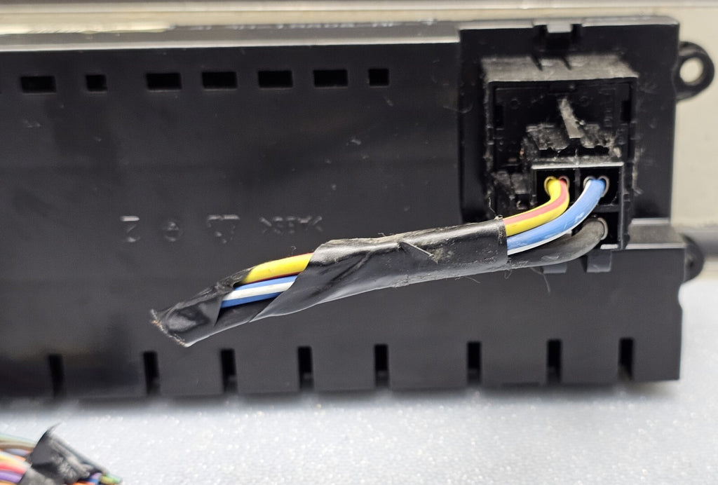 04-08 Ford F150 F250 F350 Dash Center AC Heater Climate Control Temperature Unit