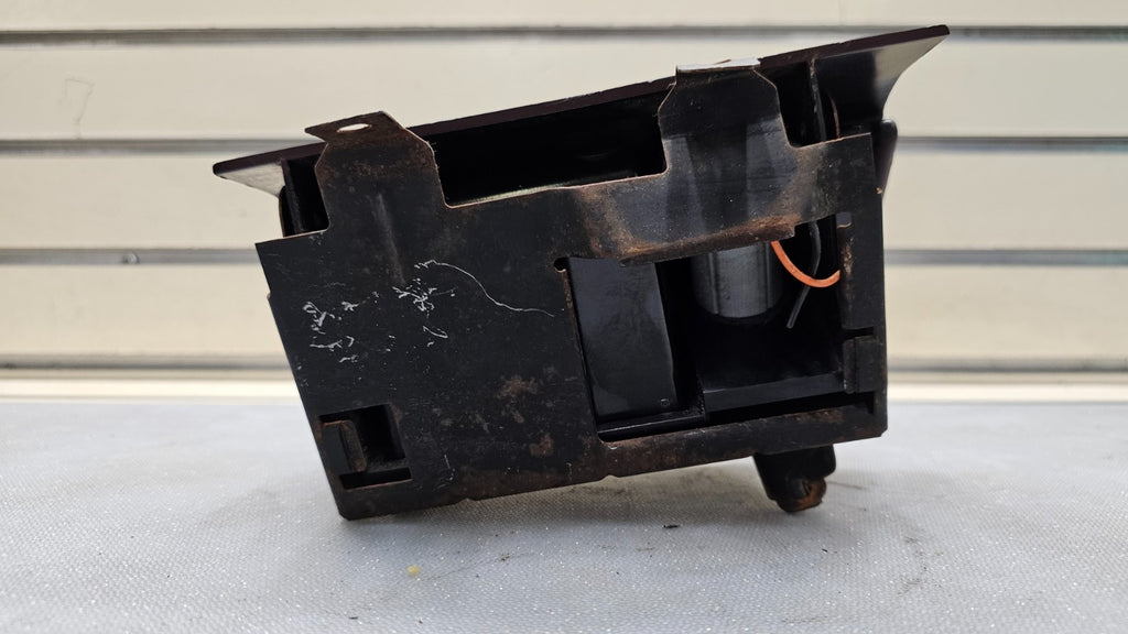 🔥88-94 CHEVY GMC C/K SUBURBAN BLAZER Dash Ash Tray Lighter Ashtray RED