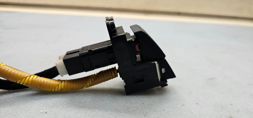 🔥09-11 Kia Borrego Hazard Emergency Flasher Light Control Switch Black OEM