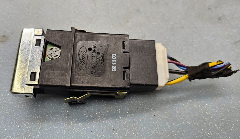 🔥1989-1993 Mercury Grand Marquis Rear Defrost Switch Silver OEM