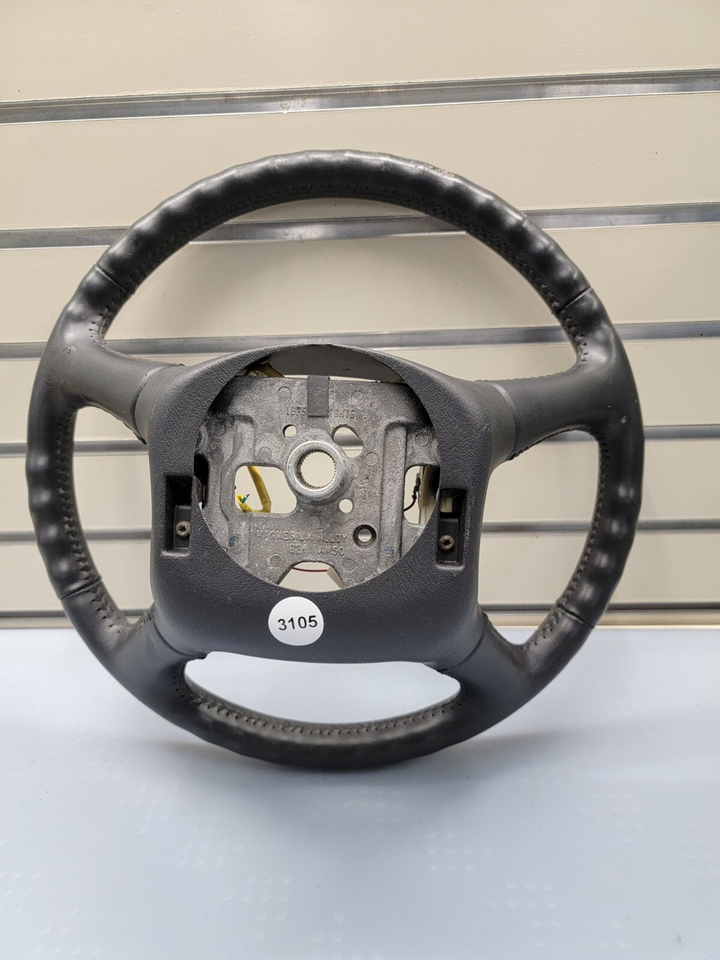 99-02 Chevy Silverado Tahoe Suburban Blazer SONOMA Steering Wheel Leather black