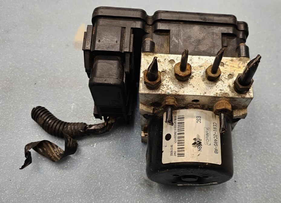 🔥12-13 Ford Fiesta ABS Anti-Lock Brake Pump Motor Actuator Module Assembly OEM