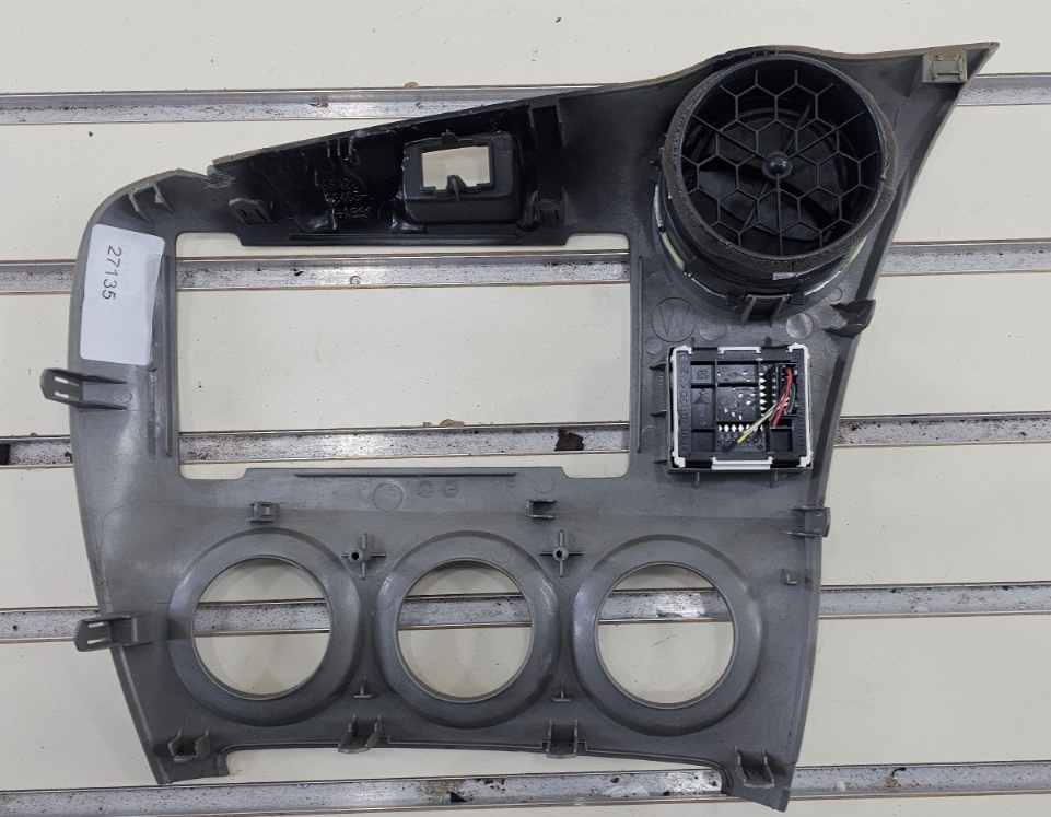 🔥09-13 Toyota Matrix / Pontiac Vibe Dash Radio Bezel Gray Silver Trim OEM