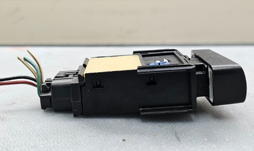 🔥03-08 Toyota Corolla Rear Window Defrost Button Control Switch  OEM