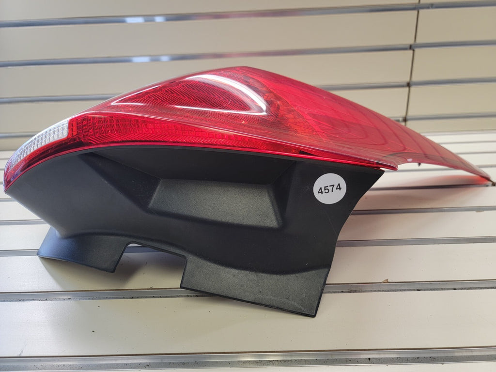 🔥2012-2014 Ford Focus Hatchback Tail Light taillight LEFT DRIVER side