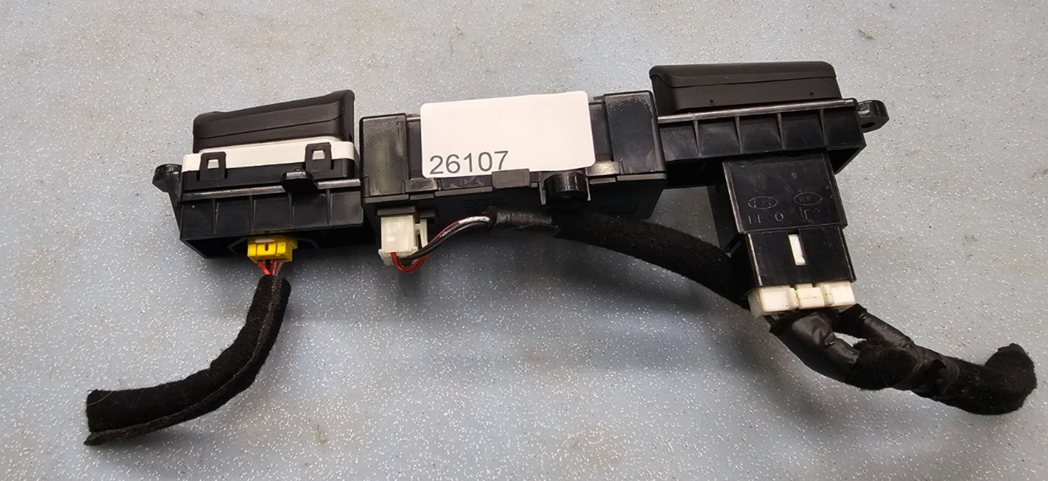 🔥06-10 Kia Sportage Hazard Switch Control Dash Digital Clock Display Time Black