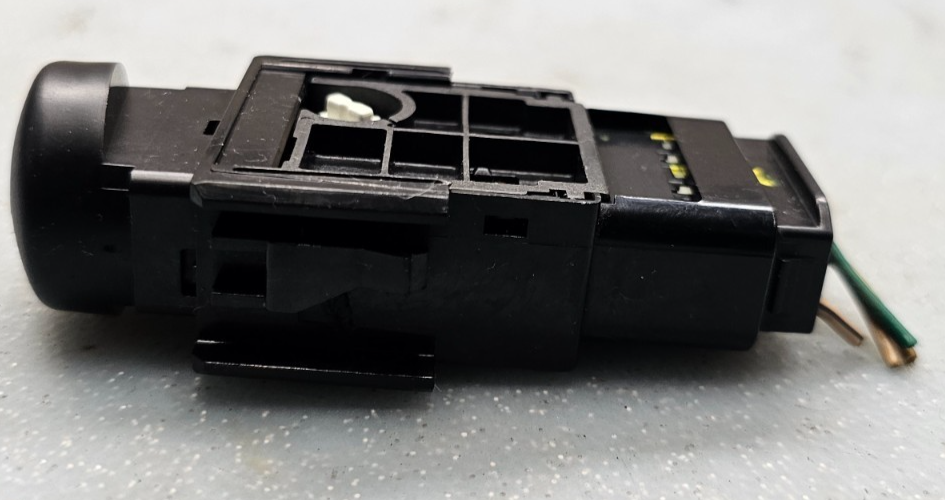 🔥03-08 Vibe Hazard Emergency Warning Light Lamp Flasher Switch Control Button 