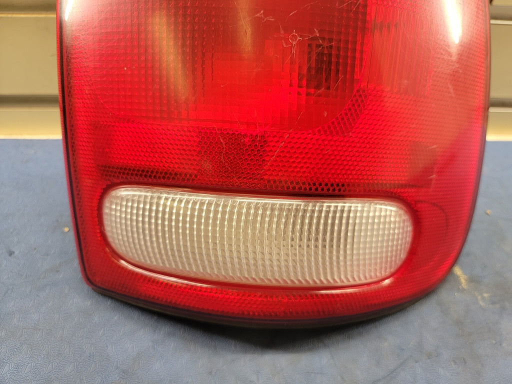 🔥98-03 Dodge Durango Tail Light Assembly Passenger Right Side Lens and Housing
