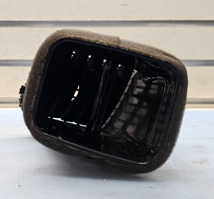 🔥02-06 TOYOTA CAMRY RIGHT PASSENGER DASH AIR VENT CONDITIONING HEATER GRAY