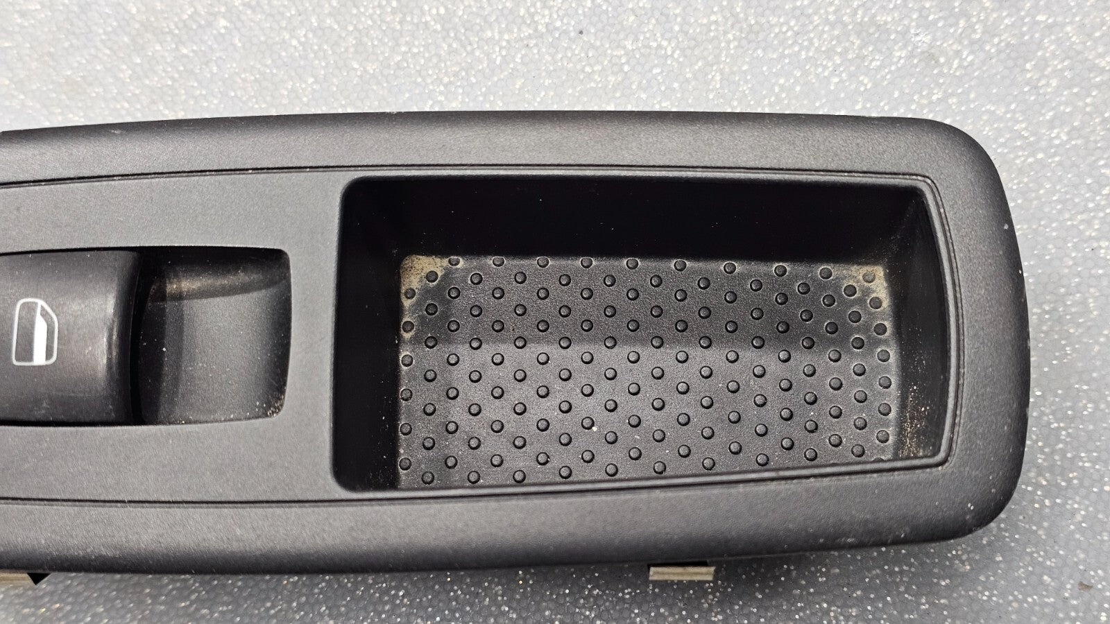 🔥08-11 Grand Caravan Nitro Journey Ram T&C Right Passenger Window Switch BLACK